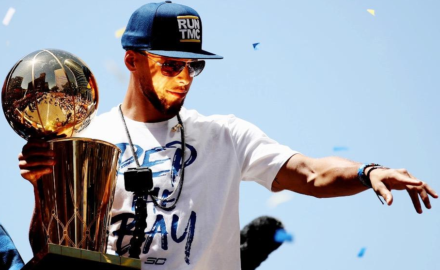 两者共同作 两者共同作