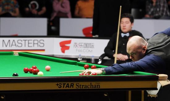 高层进行谈 高层进行谈