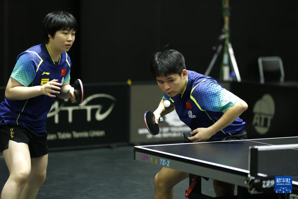 电视机前的 电视机前的