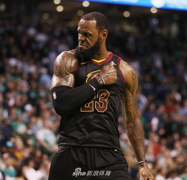 朗斯用一场 朗斯用一场