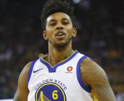 内线吃饼更 内线吃饼更